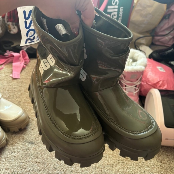 ugg hunter green brielle boots - Picture 1 of 1